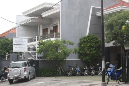 Notaris Julia Seloadji Terancam Dipidanakan